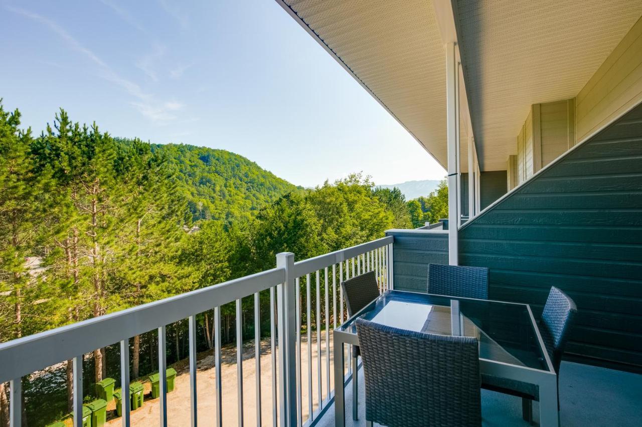 Charming Redesigned Condo-10 Minutes From Mountain Mont-Tremblant Bagian luar foto
